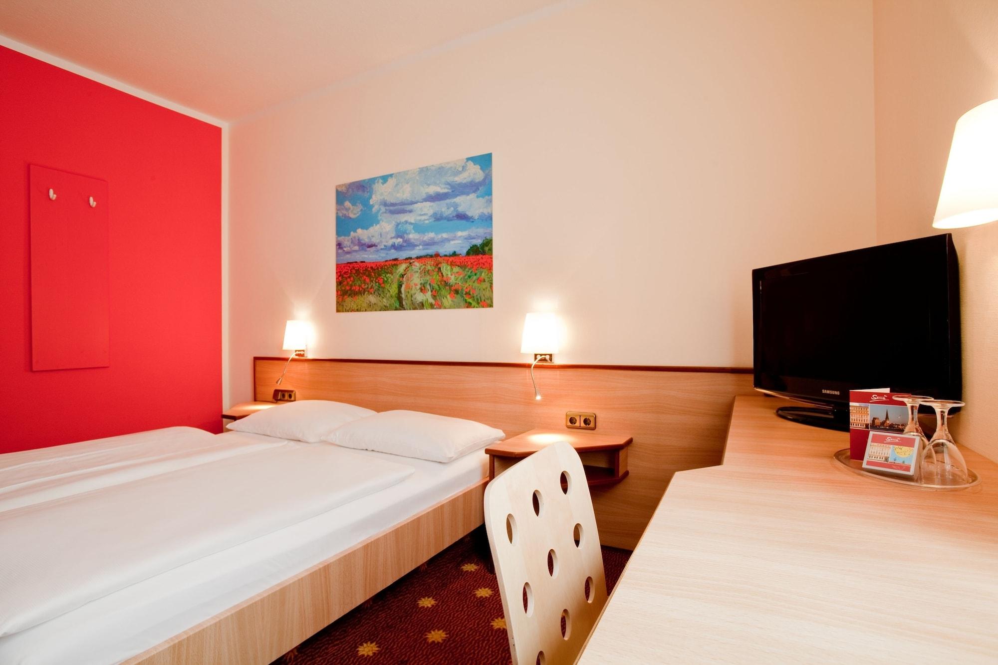 Vienna House Easy By Wyndham Rostock Hotel Exterior foto